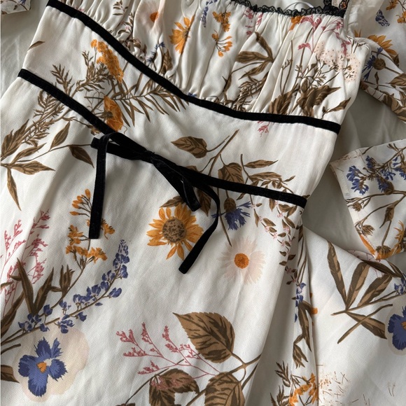 Reformation Floral Dress with Black Lace Trim - Picture 8 of 9